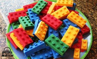 乐高拼装成人巧克力视频,创意拼装惊艳眼球